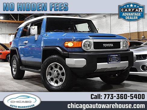 Used 2012 Toyota FJ Cruiser 4WD w/ Convenience Pkg image 1
