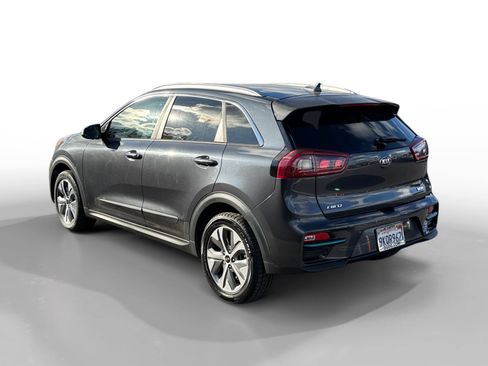 Used 2019 Kia Niro EX Premium image 3