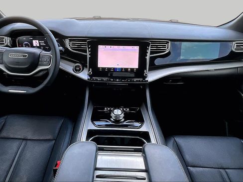 Used 2023 Jeep Wagoneer Series II RWD image 15