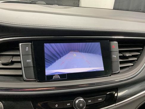 Used 2021 Buick Enclave Essence w/ Sound and Sites Package image 21