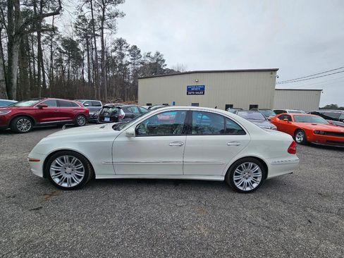 Used 2008 Mercedes-Benz E 350 Sedan image 6
