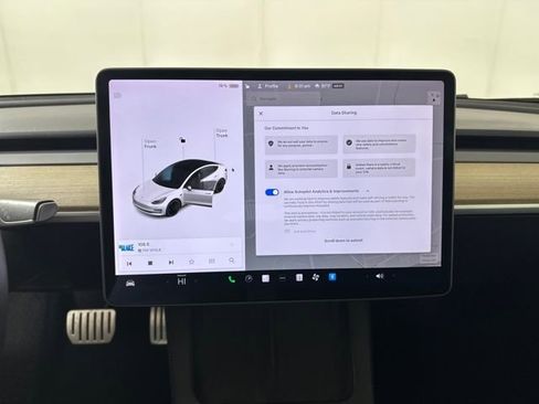 Used 2021 Tesla Model 3 Performance image 18