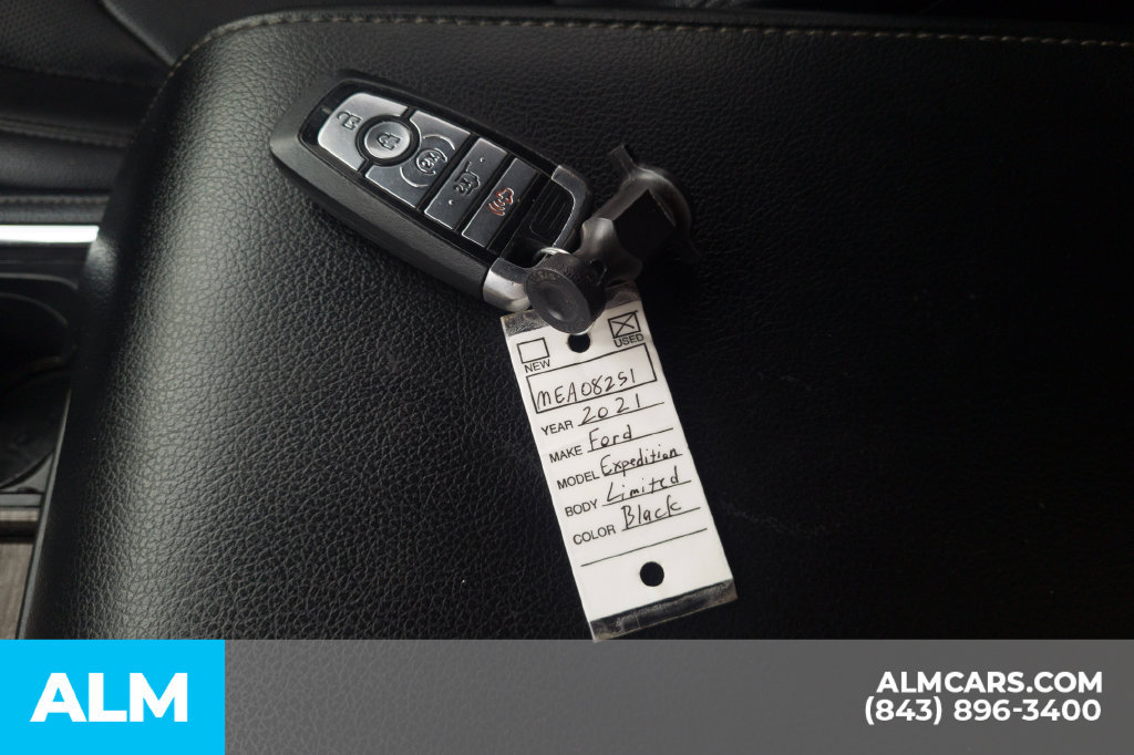 Used 2021 Ford Expedition Limited AWD/4WD image 36