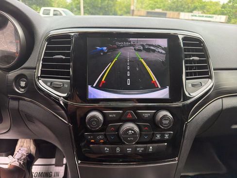 Used 2020 Jeep Grand Cherokee Limited X AWD/4WD image 32