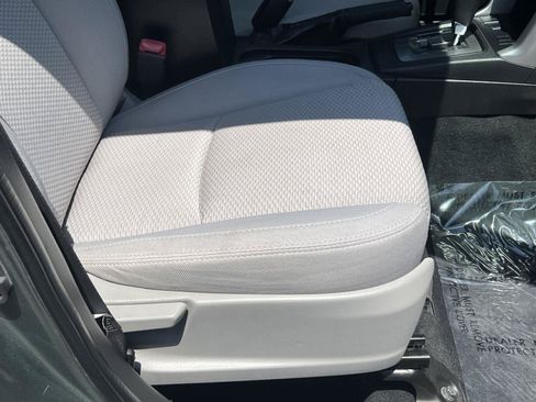 Used 2014 Subaru Forester 2.5i AWD/4WD image 18