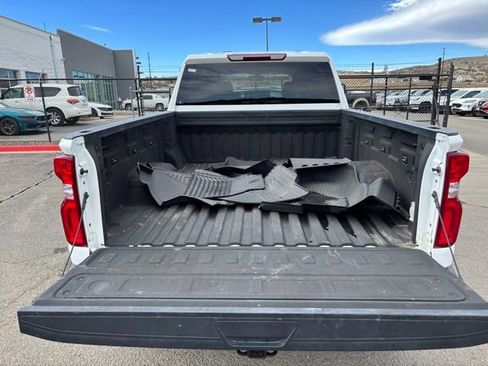 Used 2022 Chevrolet Silverado 2500 LTZ w/ Z71 Off-Road Package image 20