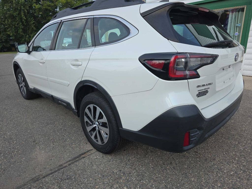 Used 2020 Subaru Outback AWD/4WD image 3