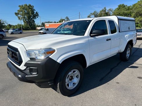 Used 2021 Toyota Tacoma SR image 7