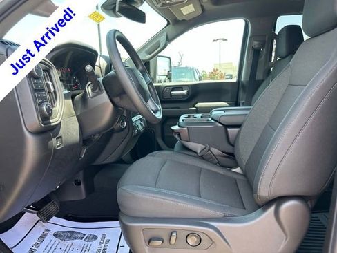New 2026 Chevrolet Silverado 2500 Custom w/ Custom Value Package AWD/4WD image 12