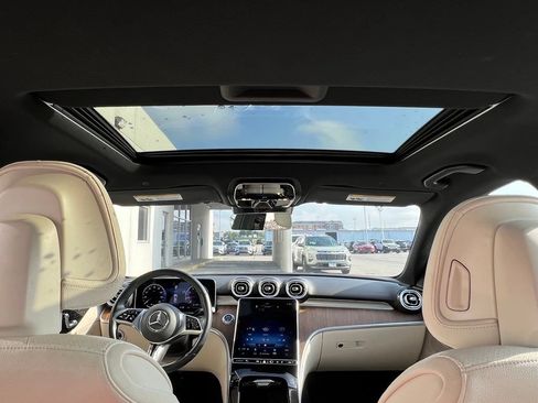 Certified 2022 Mercedes-Benz C 300 4MATIC Sedan image 29