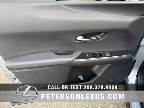 Used 2025 Lexus UX 300h AWD image 21