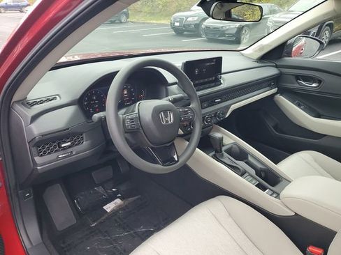 New 2025 Honda Accord SE image 18