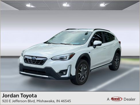 Used 2021 Subaru Crosstrek Hybrid w/ Moonroof Package w/Navigation AWD/4WD image 1