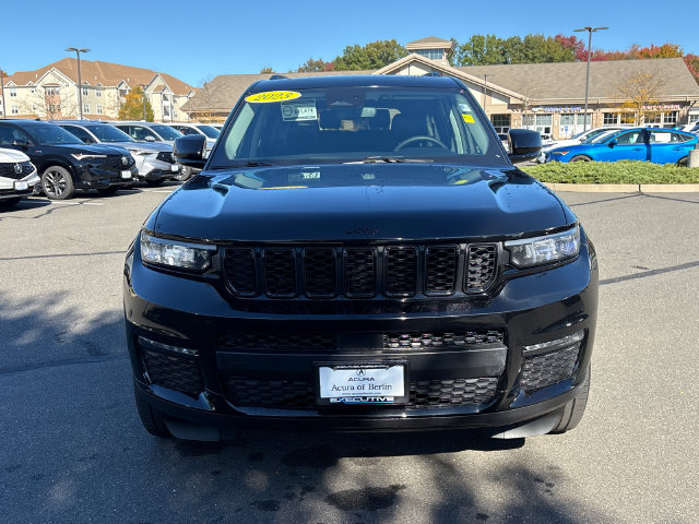 Used 2023 Jeep Grand Cherokee L Limited w/ Black Appearance Package AWD/4WD image 6