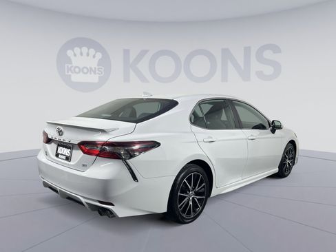 Used 2023 Toyota Camry SE image 7