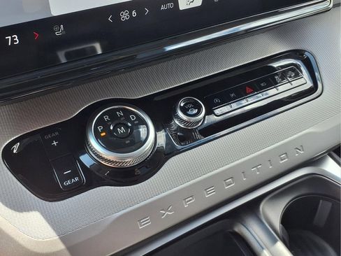 New 2026 Ford Expedition Active AWD/4WD image 9