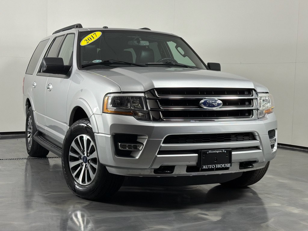 Used 2017 Ford Expedition XLT w/ Equipment Group 202A AWD/4WD image 2