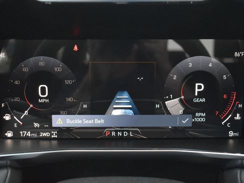 New 2026 GMC Canyon Elevation w/ Convenience Package image 32