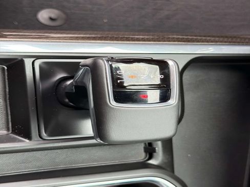 Used 2025 Chevrolet Silverado 1500 RST w/ Convenience Package II AWD/4WD image 31