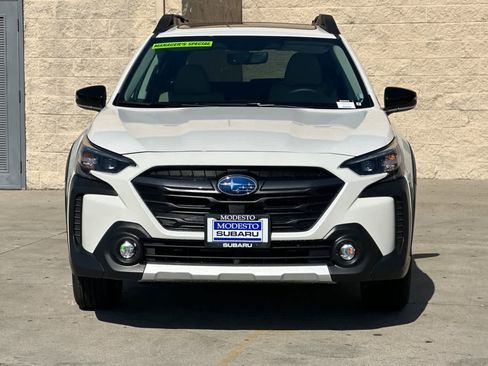 New 2025 Subaru Outback Limited image 8