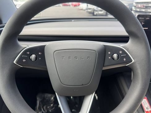 Used 2024 Tesla Model 3 Long Range AWD/4WD image 29