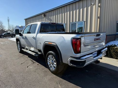 Used 2022 GMC Sierra 2500 Denali image 3