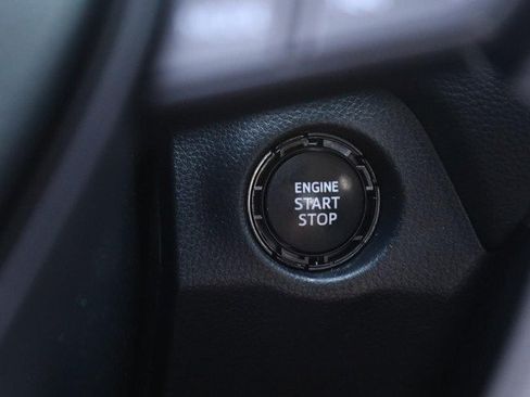 Used 2023 Toyota RAV4 XLE FWD image 14