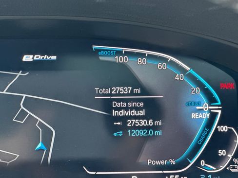 Certified 2023 BMW 530e w/ M Sport Package image 32