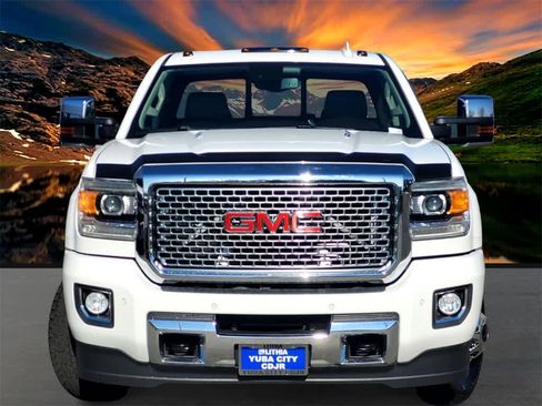 Used 2016 GMC Sierra 3500 Denali w/ Duramax Plus Package image 2