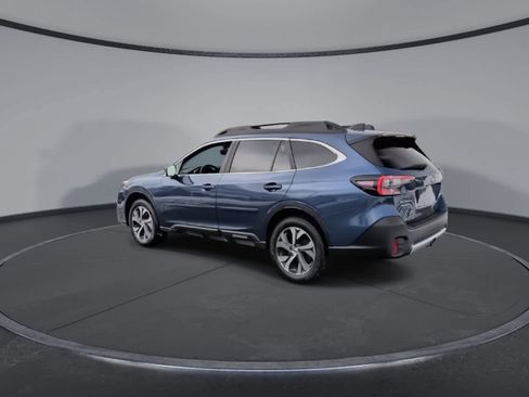 Used 2021 Subaru Outback Limited XT image 6