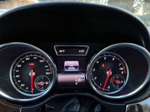 Used 2017 Mercedes-Benz GLE 350 image 19