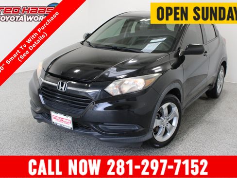 Used 2017 Honda HR-V LX image 1