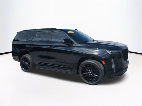 Used 2024 Cadillac Escalade Sport image 2