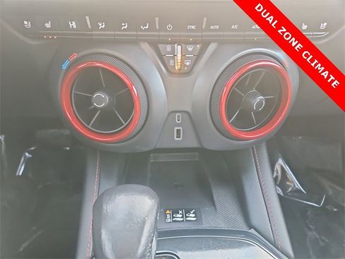 Used 2021 Chevrolet Blazer RS w/ Enhanced Convenience Package image 18