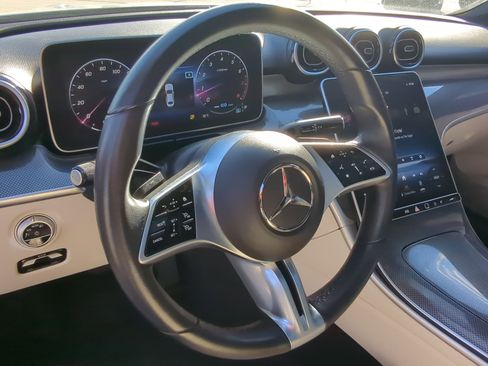 Used 2022 Mercedes-Benz C 300 C 300 image 18