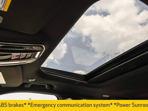 New 2025 Jeep Grand Cherokee Altitude image 7