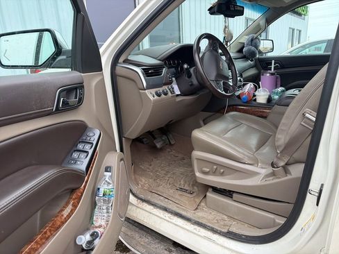 Used 2015 Chevrolet Suburban LTZ image 19