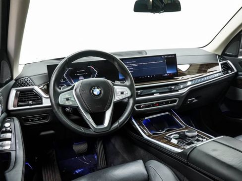 Used 2026 BMW X7 xDrive40i AWD/4WD image 5