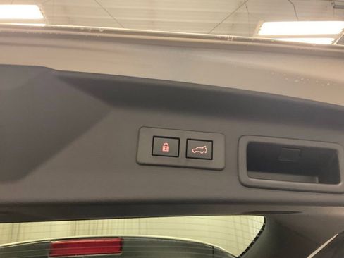 New 2026 Subaru Forester Premium image 25