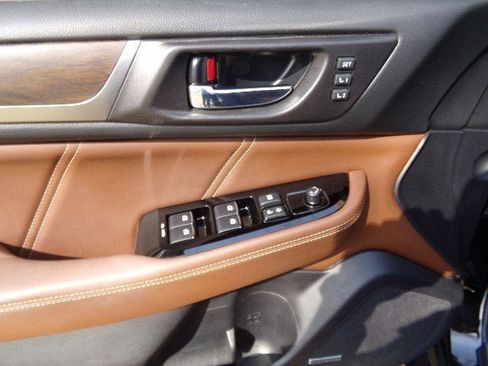 Used 2019 Subaru Outback 2.5i Touring w/ Popular Package #3A image 25