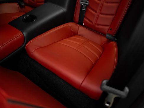Used 2021 Nissan GT-R Premium AWD/4WD image 40