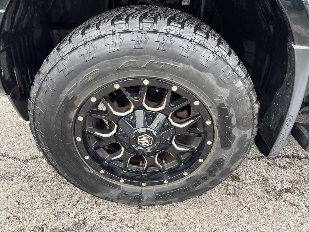 Used 2019 Nissan Frontier SV AWD/4WD image 10