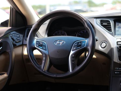 Used 2015 Hyundai Azera Limited FWD image 30