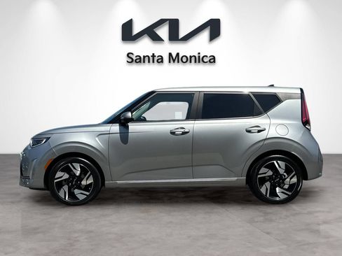 Certified 2023 Kia Soul GT-Line w/ GT-Line Technology Package FWD image 3