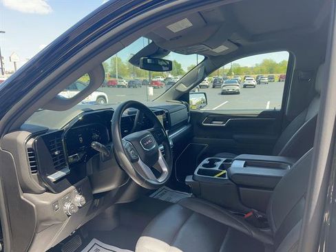 Used 2026 GMC Sierra 1500 SLT AWD/4WD image 13