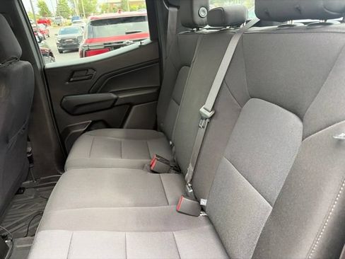 Certified 2024 Chevrolet Colorado W/T AWD/4WD image 8