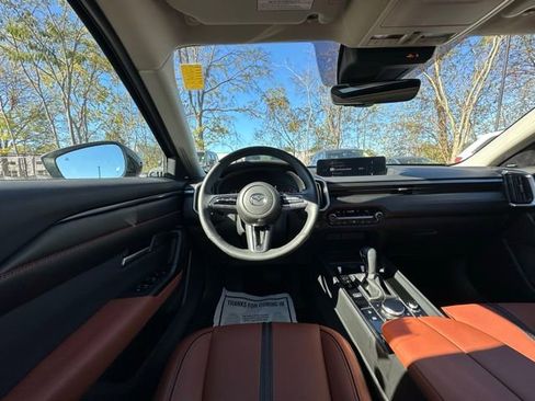 Used 2025 MAZDA CX-50 Meridian Edition image 17