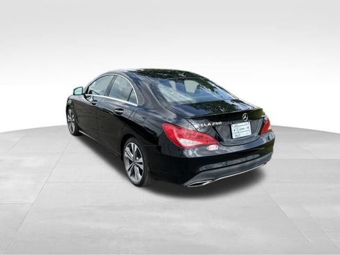 Used 2019 Mercedes-Benz CLA 250 4MATIC image 5