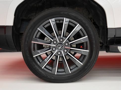 Used 2024 Lexus GX 550 w/ Cold Area Package AWD/4WD image 65