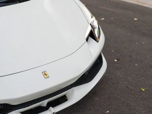 Used 2023 Ferrari 296 GTS RWD image 16